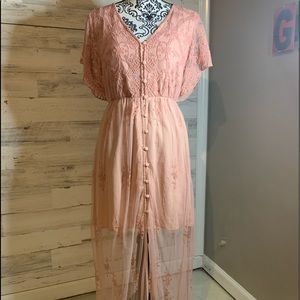 Maxi dress with lace overlay